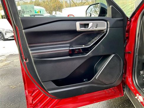 Used 2022 Ford Explorer ST-Line w/ Class IV Trailer Tow Package image 19