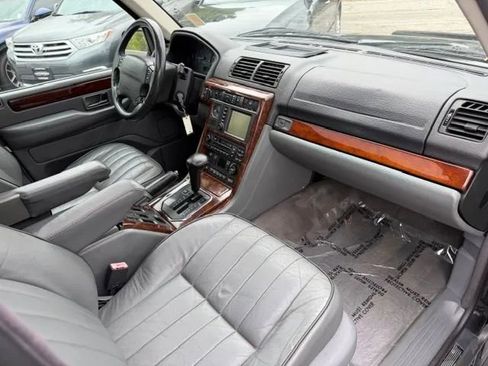 Used 2001 Land Rover Range Rover HSE AWD/4WD image 2