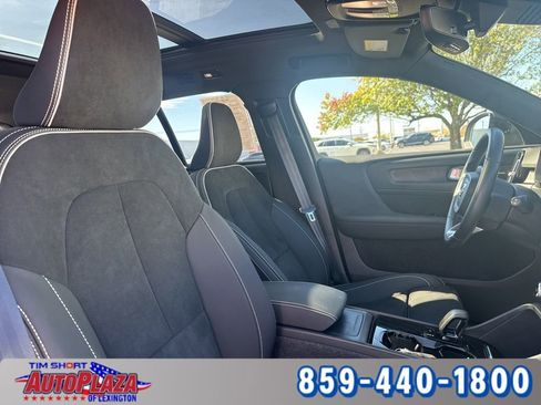 Used 2023 Volvo XC40 Recharge Ultimate image 51