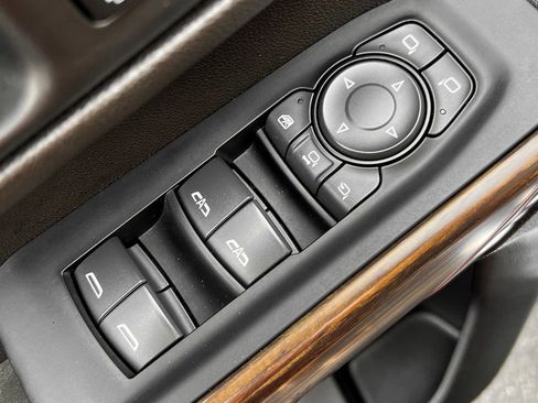 Used 2023 Chevrolet Silverado 2500 High Country image 26