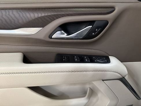 Certified 2023 GMC Yukon Denali w/ Advanced Technology Package image 23