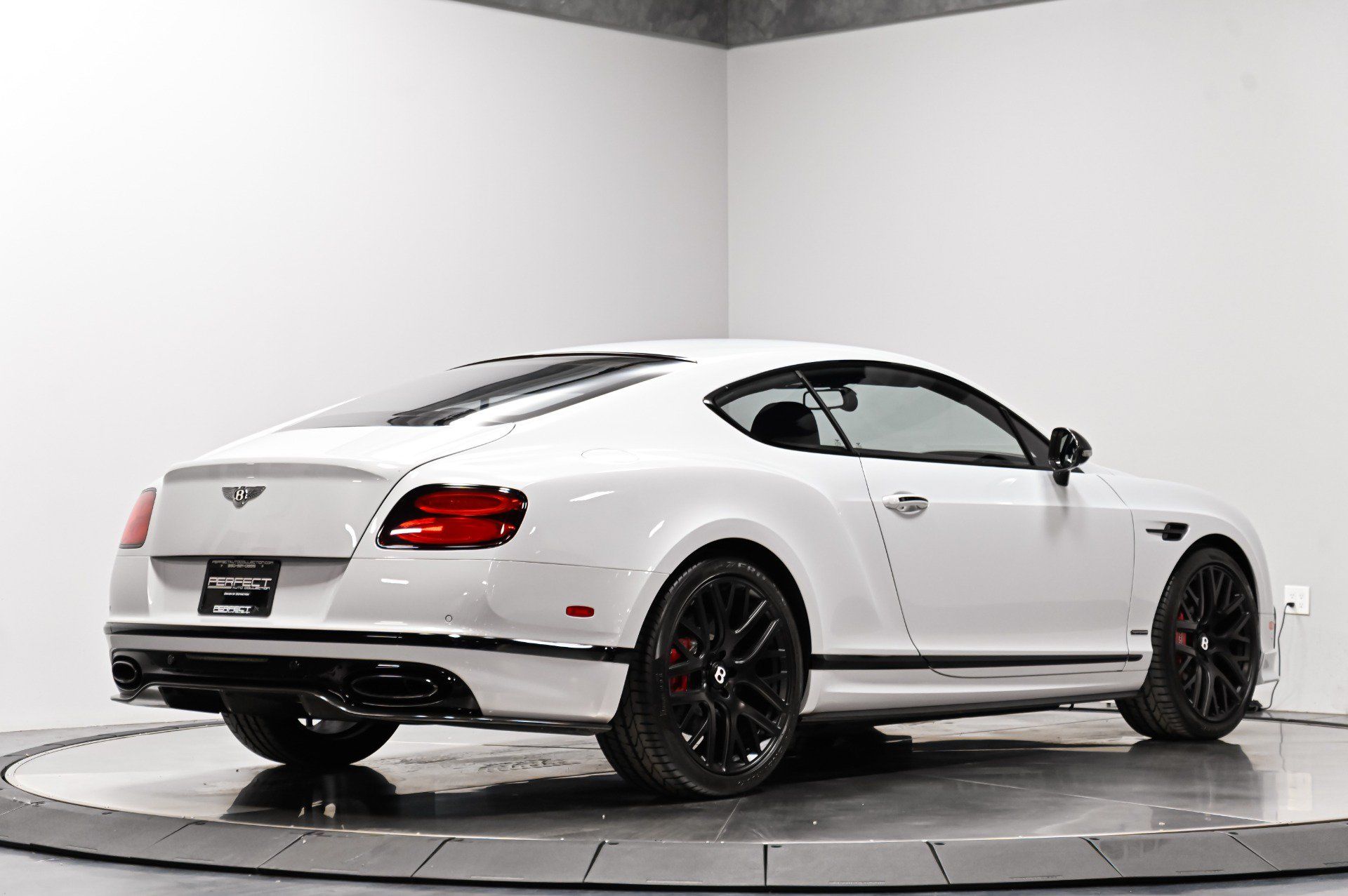 Used 2017 Bentley Continental GT Supersports AWD/4WD image 48