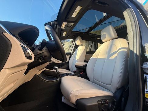 Used 2018 BMW X1 xDrive28i w/ Convenience Package image 13