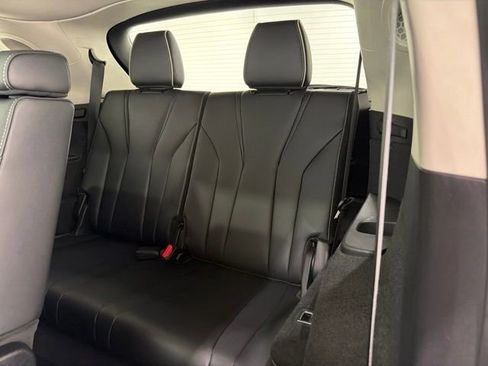 Certified 2022 Acura MDX SH-AWD w/ Advance Package image 16