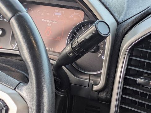 Used 2019 Ford F350 Lariat image 22