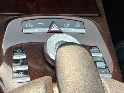 Used 2013 Mercedes-Benz S 550 image 18