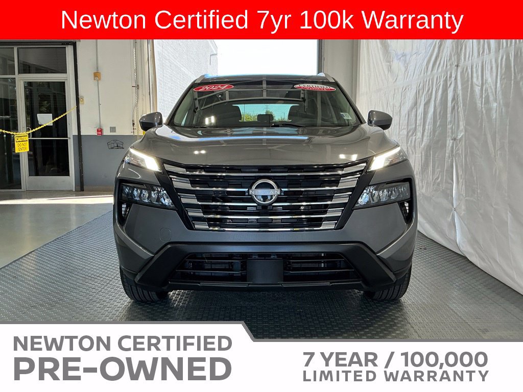 Used 2024 Nissan Rogue SV w/ SV Premium Package FWD image 22