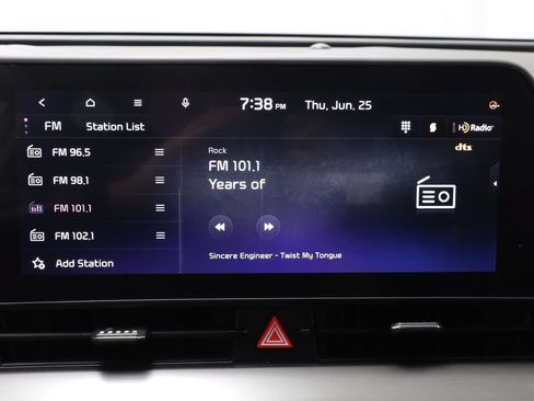 Used 2024 Kia Sportage EX FWD image 9