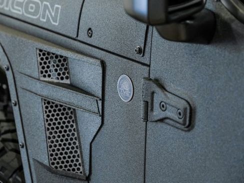 Used 2025 Jeep Wrangler Unlimited Rubicon 392 image 56