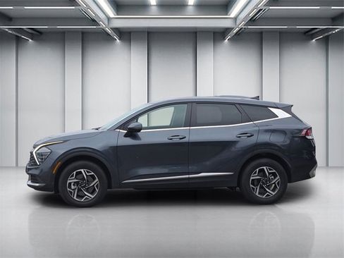 Certified 2024 Kia Sportage LX image 7