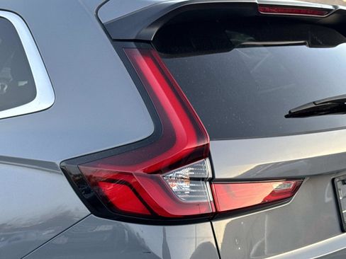 Certified 2023 Honda CR-V Sport image 31