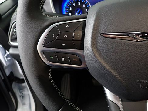 New 2026 Chrysler Pacifica Select image 25