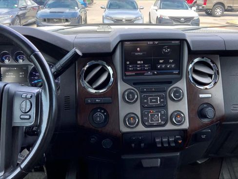 Used 2015 Ford F250 Lariat w/ Chrome Package image 6