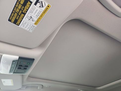 Used 2024 Nissan Rogue Platinum w/ Platinum Premium Package FWD image 20