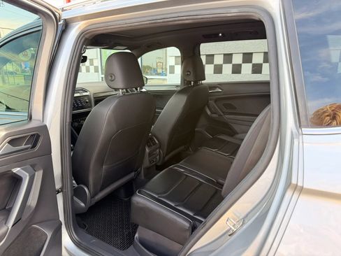 Used 2019 Volkswagen Tiguan SEL Premium R-Line AWD/4WD image 24
