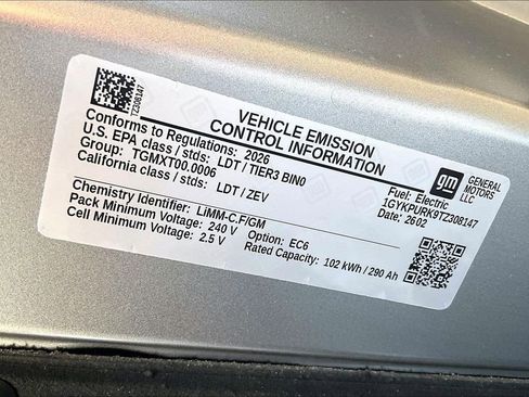 New 2026 Cadillac Lyriq Sport RWD image 36