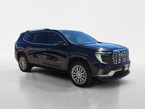 Used 2025 GMC Acadia Denali FWD image 7