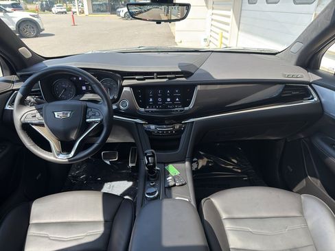 Certified 2023 Cadillac XT6 Sport w/ LPO, ONYX Package AWD/4WD image 16