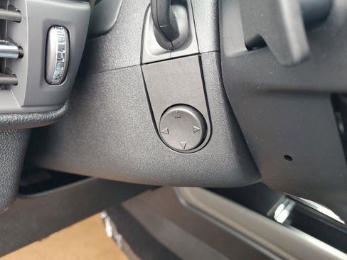 New 2026 Lincoln Corsair Premiere image 15