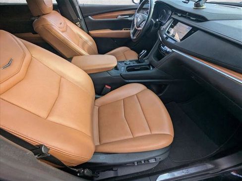 Used 2023 Cadillac XT5 Premium Luxury image 18