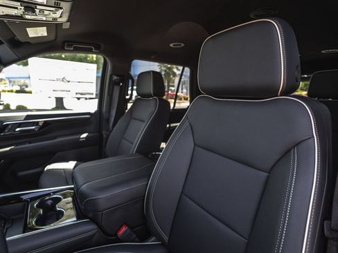 New 2026 Chevrolet Tahoe Premier AWD/4WD image 21