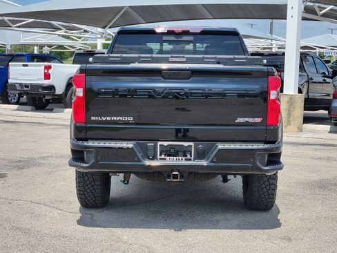 Used 2023 Chevrolet Silverado 1500 ZR2 w/ Technology Package image 6