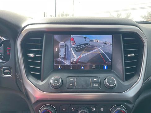 Used 2022 GMC Acadia AT4 w/ Technology Package image 6