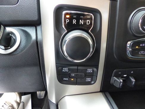 Used 2018 RAM 1500 Big Horn AWD/4WD image 37