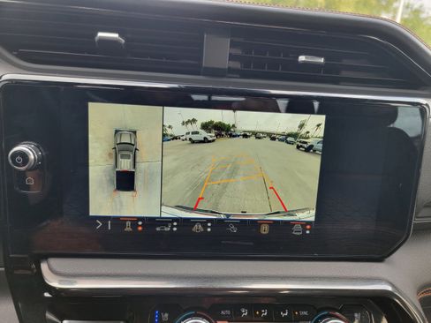 Used 2024 GMC Sierra 1500 AT4 w/ Technology Package image 24