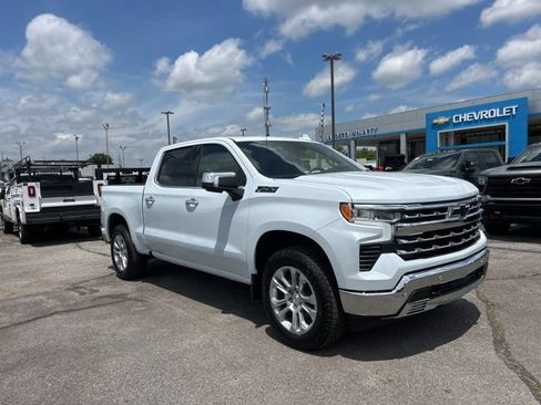 New 2026 Chevrolet Silverado 1500 LTZ w/ LTZ Premium Package AWD/4WD image 1