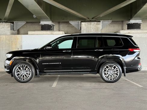 Used 2022 Jeep Grand Cherokee L Summit AWD/4WD image 6