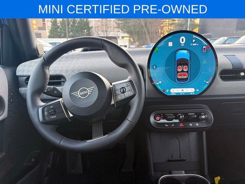 Certified 2025 MINI Cooper S FWD image 34