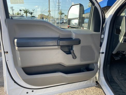 Used 2018 Ford F250 XL image 14