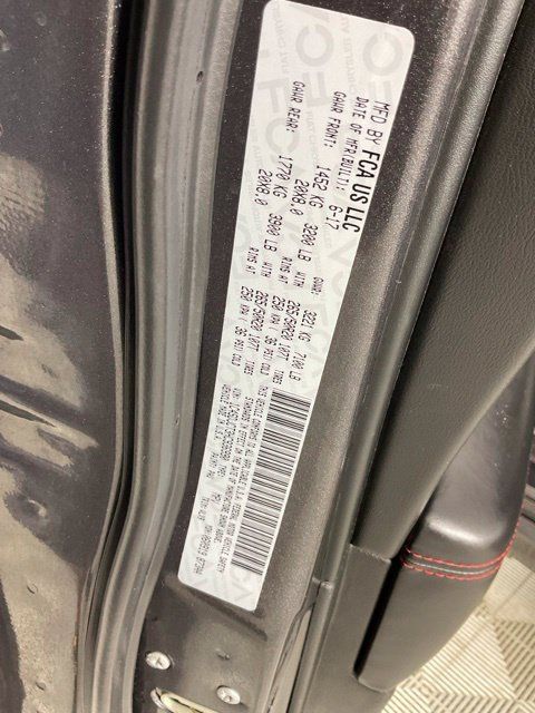 Used 2017 Dodge Durango R/T w/ Technology Group AWD/4WD image 31