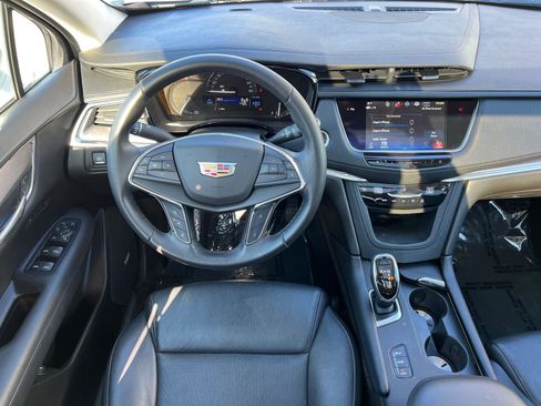 Used 2019 Cadillac XT5 Luxury image 23