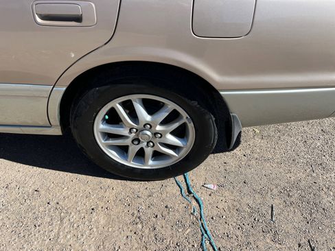 Used 2001 Toyota Camry LE image 28