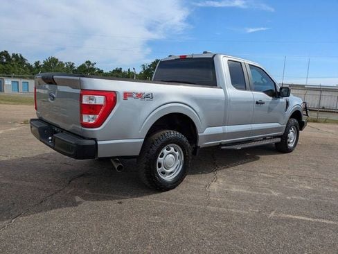 Used 2022 Ford F150 XL w/ Equipment Group 101A High AWD/4WD image 4