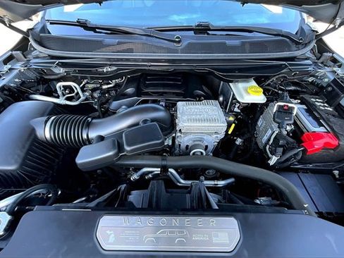 Used 2022 Jeep Wagoneer Series III image 26