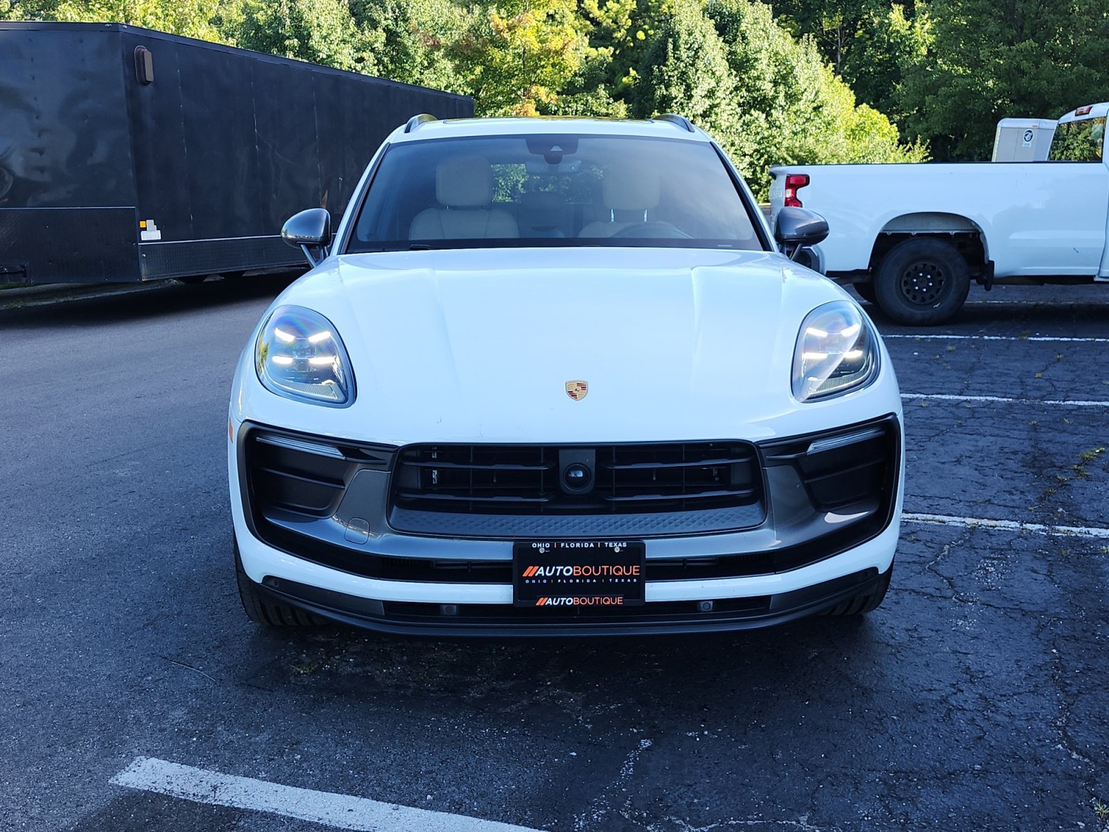 Used 2024 Porsche Macan AWD/4WD image 30