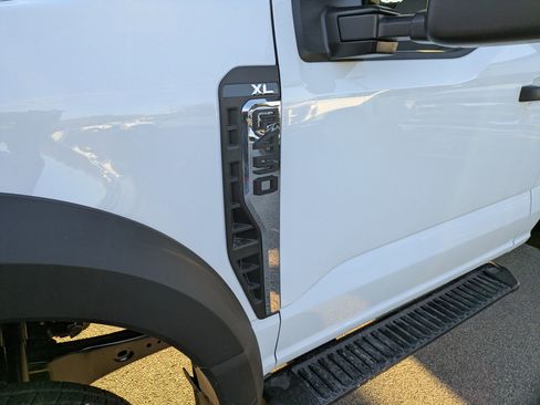 New 2026 Ford F450 XL w/ XL Chrome Package image 11