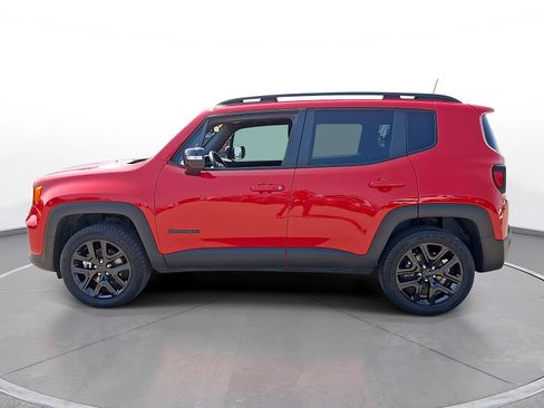 Used 2022 Jeep Renegade Altitude w/ Convenience Group AWD/4WD image 5