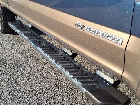 Used 2017 Ford F350 Lariat w/ Chrome Package image 32