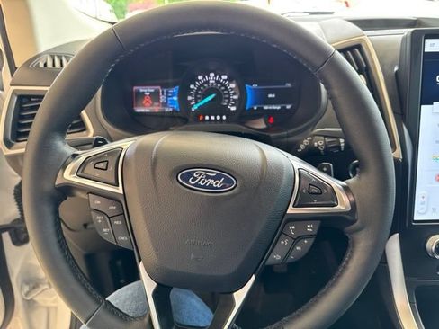 Used 2024 Ford Edge SEL w/ Convenience Package AWD/4WD image 18