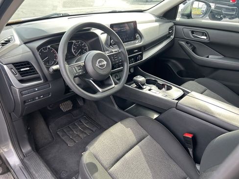 Used 2024 Nissan Rogue SV image 17