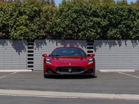 Used 2022 Maserati MC20 Coupe RWD image 43