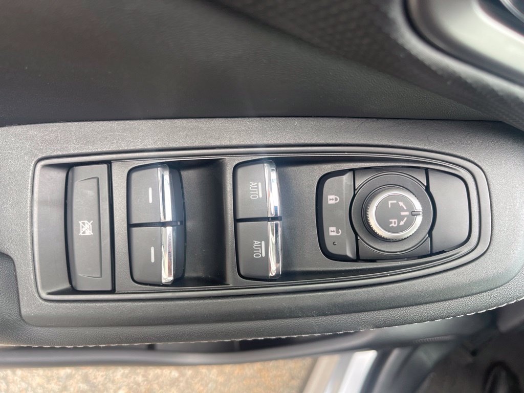 Used 2023 Subaru Forester Limited AWD/4WD image 22