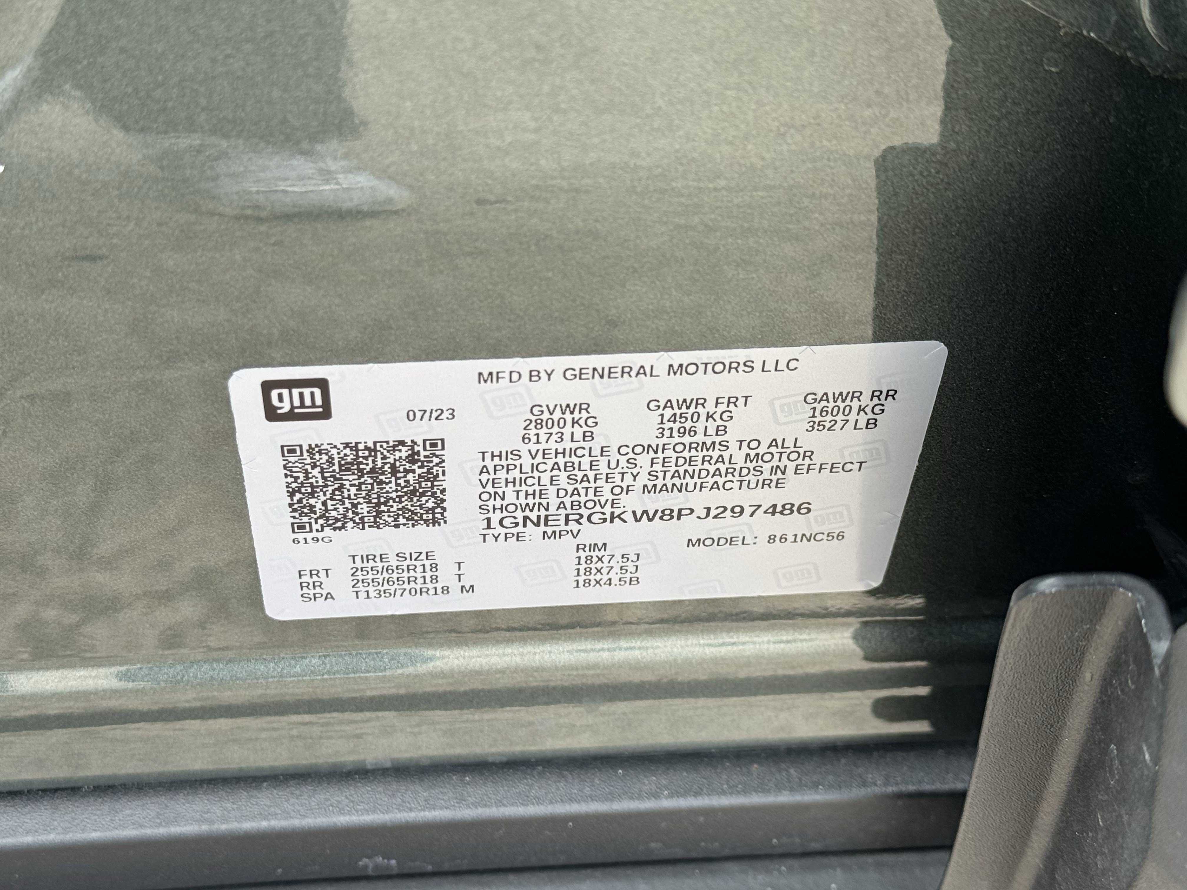 Used 2023 Chevrolet Traverse LT FWD image 35