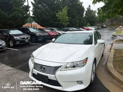 Used 2014 Lexus ES 350 w/ Luxury Package FWD image 1