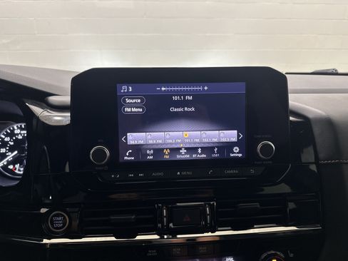 Used 2024 Nissan Pathfinder Rock Creek AWD/4WD image 23
