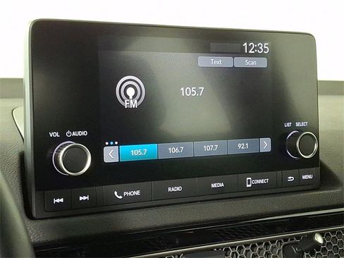 Used 2024 Honda Civic Sport image 3